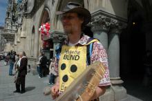 Bild: "Auftritt" auf dem Münchner Marienplatz